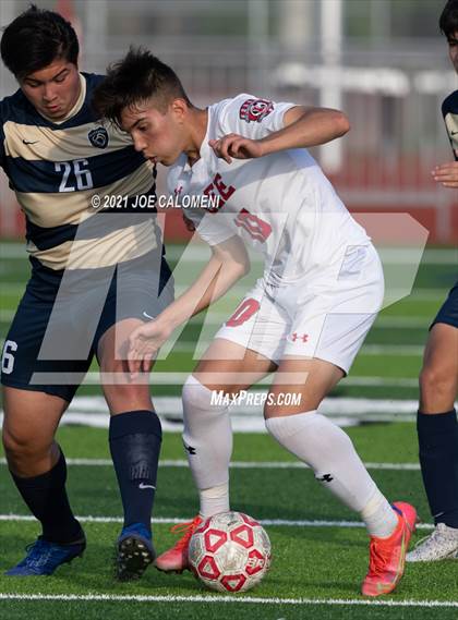 Thumbnail 2 in Lee [Robert E.] vs Alexander (UIL 6A Region 4 Semifinal) photogallery.