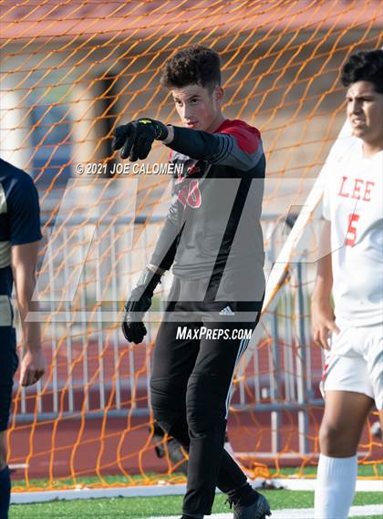 Thumbnail 1 in Lee [Robert E.] vs Alexander (UIL 6A Region 4 Semifinal) photogallery.