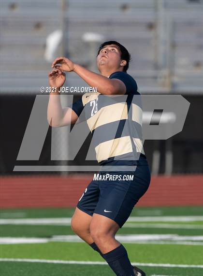 Thumbnail 1 in Lee [Robert E.] vs Alexander (UIL 6A Region 4 Semifinal) photogallery.