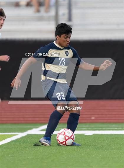 Thumbnail 2 in Lee [Robert E.] vs Alexander (UIL 6A Region 4 Semifinal) photogallery.