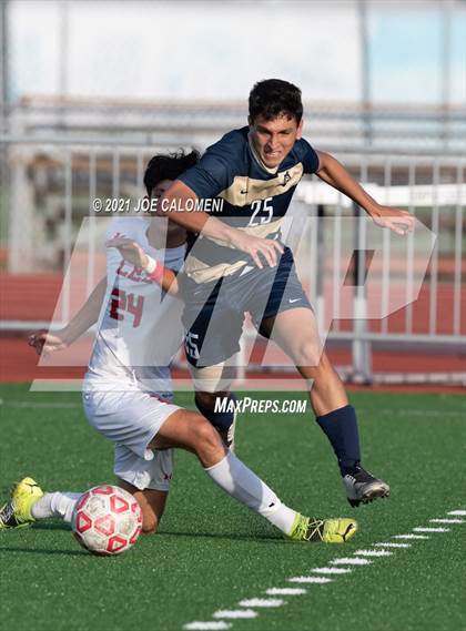 Thumbnail 1 in Lee [Robert E.] vs Alexander (UIL 6A Region 4 Semifinal) photogallery.