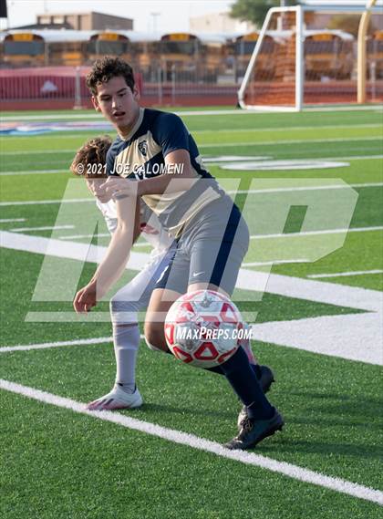 Thumbnail 1 in Lee [Robert E.] vs Alexander (UIL 6A Region 4 Semifinal) photogallery.