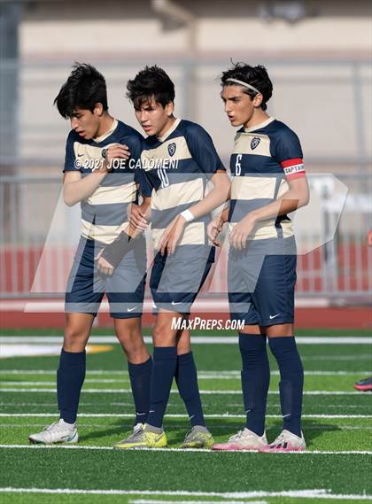 Thumbnail 3 in Lee [Robert E.] vs Alexander (UIL 6A Region 4 Semifinal) photogallery.