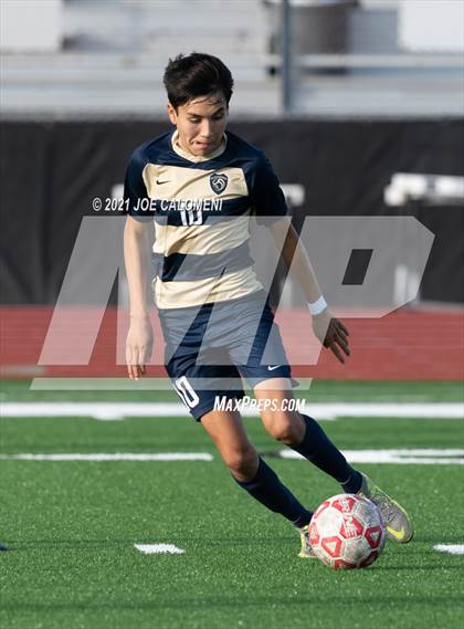Thumbnail 3 in Lee [Robert E.] vs Alexander (UIL 6A Region 4 Semifinal) photogallery.