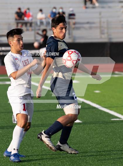 Thumbnail 1 in Lee [Robert E.] vs Alexander (UIL 6A Region 4 Semifinal) photogallery.