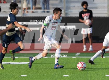 Thumbnail 3 in Lee [Robert E.] vs Alexander (UIL 6A Region 4 Semifinal) photogallery.