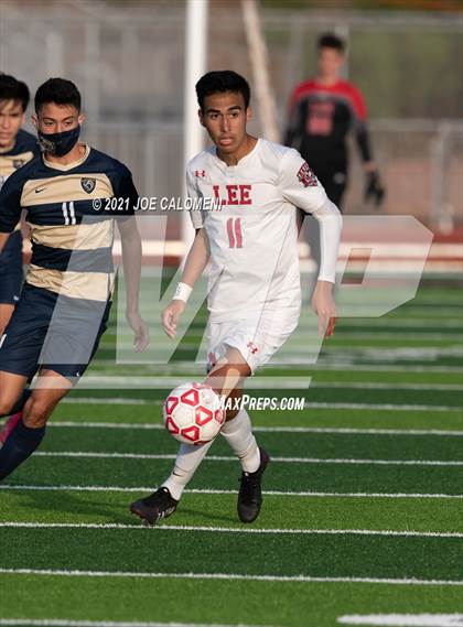 Thumbnail 1 in Lee [Robert E.] vs Alexander (UIL 6A Region 4 Semifinal) photogallery.