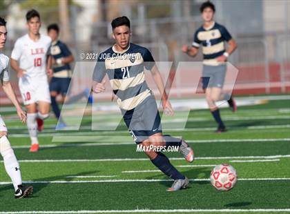 Thumbnail 2 in Lee [Robert E.] vs Alexander (UIL 6A Region 4 Semifinal) photogallery.