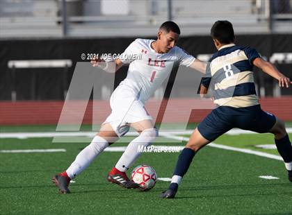 Thumbnail 2 in Lee [Robert E.] vs Alexander (UIL 6A Region 4 Semifinal) photogallery.