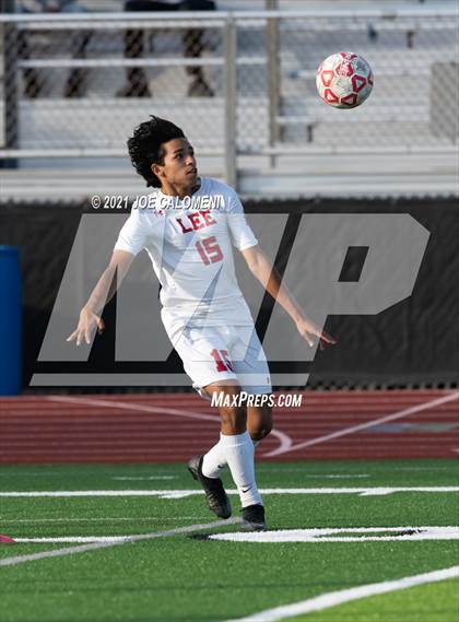 Thumbnail 3 in Lee [Robert E.] vs Alexander (UIL 6A Region 4 Semifinal) photogallery.