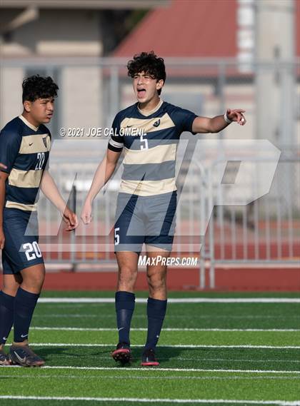 Thumbnail 3 in Lee [Robert E.] vs Alexander (UIL 6A Region 4 Semifinal) photogallery.