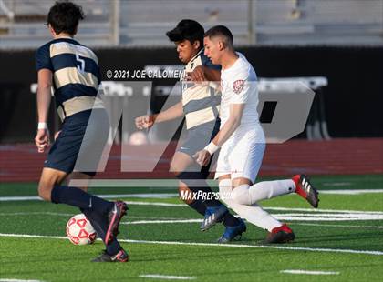 Thumbnail 3 in Lee [Robert E.] vs Alexander (UIL 6A Region 4 Semifinal) photogallery.