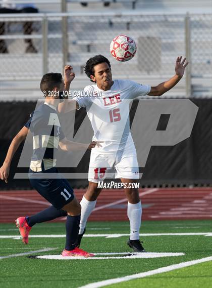 Thumbnail 2 in Lee [Robert E.] vs Alexander (UIL 6A Region 4 Semifinal) photogallery.