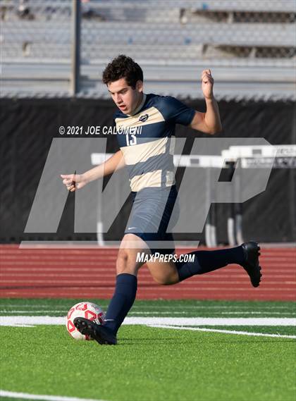 Thumbnail 1 in Lee [Robert E.] vs Alexander (UIL 6A Region 4 Semifinal) photogallery.