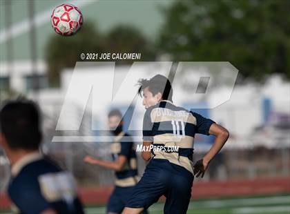 Thumbnail 1 in Lee [Robert E.] vs Alexander (UIL 6A Region 4 Semifinal) photogallery.
