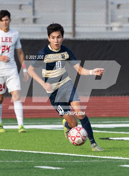 Thumbnail 2 in Lee [Robert E.] vs Alexander (UIL 6A Region 4 Semifinal) photogallery.