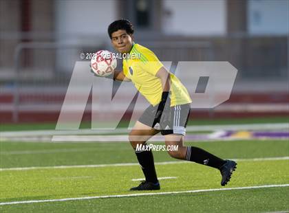Thumbnail 1 in Lee [Robert E.] vs Alexander (UIL 6A Region 4 Semifinal) photogallery.