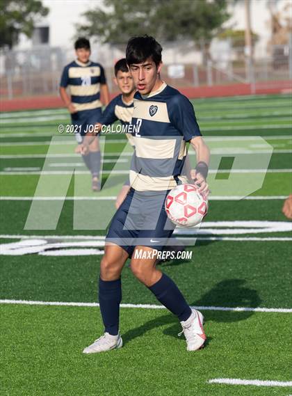 Thumbnail 2 in Lee [Robert E.] vs Alexander (UIL 6A Region 4 Semifinal) photogallery.