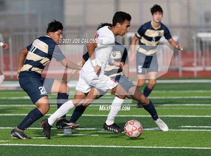 Thumbnail 1 in Lee [Robert E.] vs Alexander (UIL 6A Region 4 Semifinal) photogallery.
