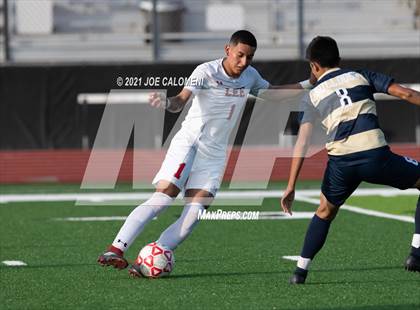 Thumbnail 1 in Lee [Robert E.] vs Alexander (UIL 6A Region 4 Semifinal) photogallery.