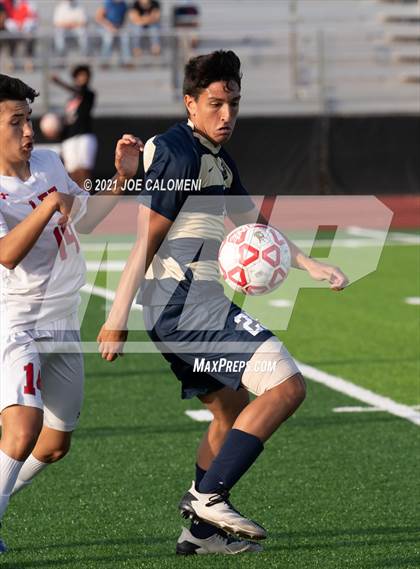 Thumbnail 2 in Lee [Robert E.] vs Alexander (UIL 6A Region 4 Semifinal) photogallery.