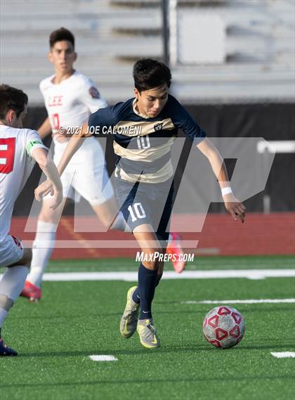 Thumbnail 2 in Lee [Robert E.] vs Alexander (UIL 6A Region 4 Semifinal) photogallery.