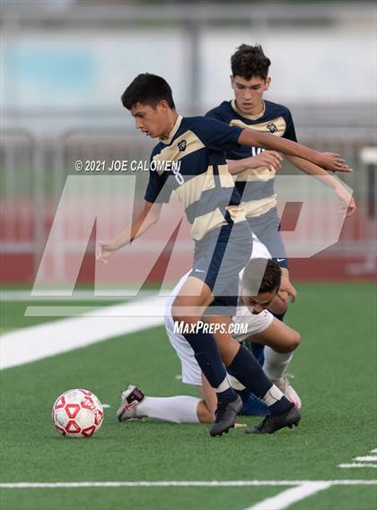 Thumbnail 3 in Lee [Robert E.] vs Alexander (UIL 6A Region 4 Semifinal) photogallery.