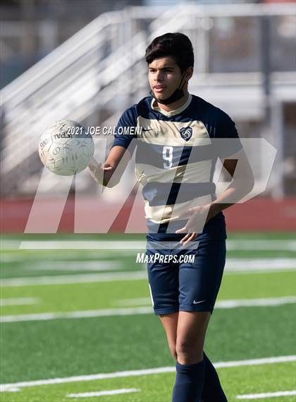 Thumbnail 3 in Lee [Robert E.] vs Alexander (UIL 6A Region 4 Semifinal) photogallery.