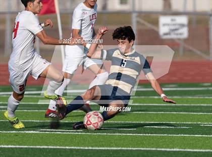Thumbnail 3 in Lee [Robert E.] vs Alexander (UIL 6A Region 4 Semifinal) photogallery.