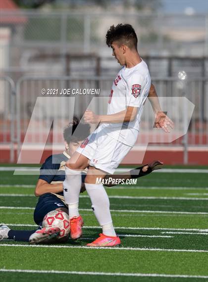 Thumbnail 3 in Lee [Robert E.] vs Alexander (UIL 6A Region 4 Semifinal) photogallery.
