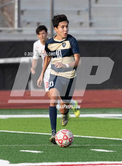 Thumbnail 1 in Lee [Robert E.] vs Alexander (UIL 6A Region 4 Semifinal) photogallery.