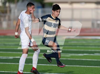 Thumbnail 2 in Lee [Robert E.] vs Alexander (UIL 6A Region 4 Semifinal) photogallery.