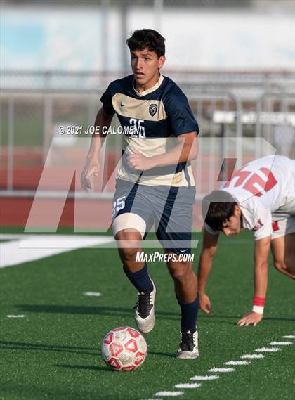 Thumbnail 1 in Lee [Robert E.] vs Alexander (UIL 6A Region 4 Semifinal) photogallery.
