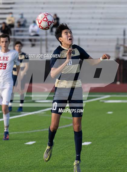 Thumbnail 2 in Lee [Robert E.] vs Alexander (UIL 6A Region 4 Semifinal) photogallery.