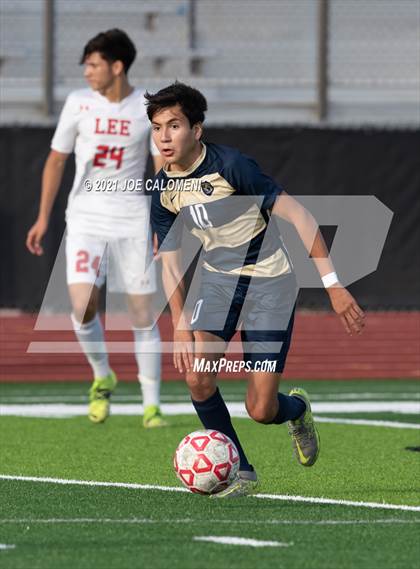 Thumbnail 1 in Lee [Robert E.] vs Alexander (UIL 6A Region 4 Semifinal) photogallery.