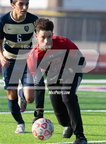 Thumbnail 1 in Lee [Robert E.] vs Alexander (UIL 6A Region 4 Semifinal) photogallery.