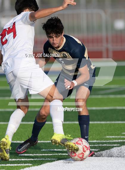 Thumbnail 2 in Lee [Robert E.] vs Alexander (UIL 6A Region 4 Semifinal) photogallery.