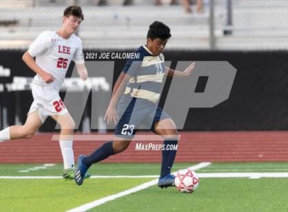 Thumbnail 1 in Lee [Robert E.] vs Alexander (UIL 6A Region 4 Semifinal) photogallery.