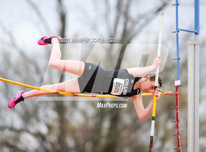 Thumbnail 2 in Shelby County 5-Way Track Meet photogallery.