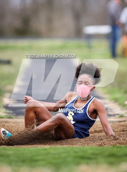Thumbnail 3 in Shelby County 5-Way Track Meet photogallery.