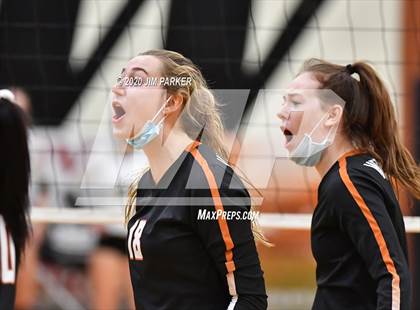 Thumbnail 3 in Vandegrift @ Round Rock Westwood photogallery.