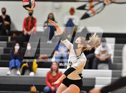 Thumbnail 2 in Vandegrift @ Round Rock Westwood photogallery.