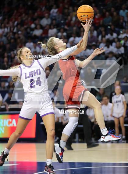 Thumbnail 2 in Springville vs. Lehi (UHSAA 5A Final) photogallery.