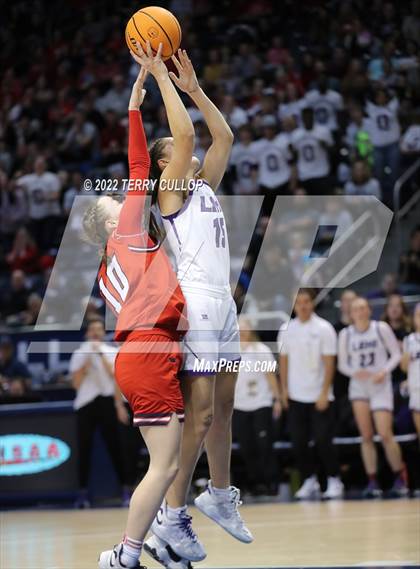 Thumbnail 1 in Springville vs. Lehi (UHSAA 5A Final) photogallery.