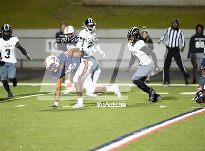 Thumbnail 1 in Douglas County vs Northside (GHSA AAAAAA Round 2 Playoff) photogallery.