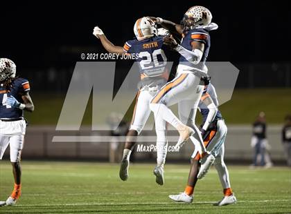 Thumbnail 1 in Douglas County vs Northside (GHSA AAAAAA Round 2 Playoff) photogallery.
