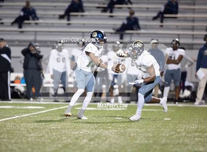 Thumbnail 3 in Douglas County vs Northside (GHSA AAAAAA Round 2 Playoff) photogallery.