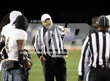 Thumbnail 3 in Douglas County vs Northside (GHSA AAAAAA Round 2 Playoff) photogallery.