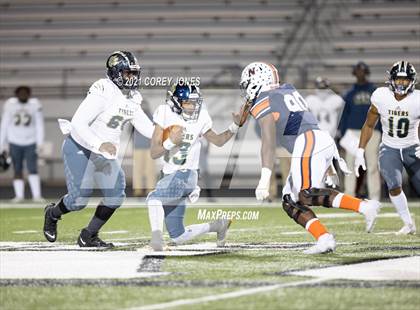 Thumbnail 1 in Douglas County vs Northside (GHSA AAAAAA Round 2 Playoff) photogallery.