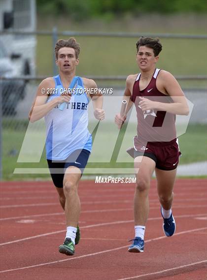 Thumbnail 3 in Herrin Invitational photogallery.